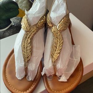 Jessica Simpson Sandels